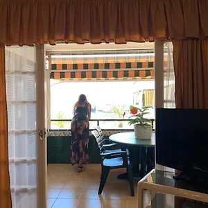 https://infinity-beach-view-los-cristianos.tenerifehoteles.net